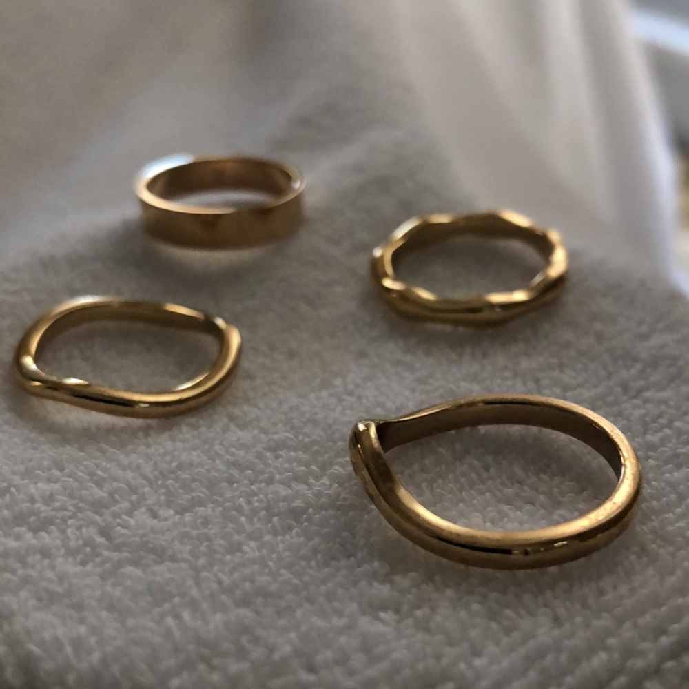 Gold look rings 3 are from & Other Stories  like new worn once or twice FUN LOOK - Picture 5 of 5